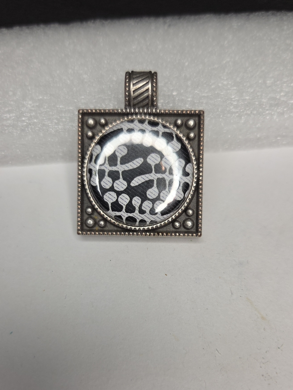 Magnabilitiec.com Silver-Tone Square Pendant with Black & White Pattern